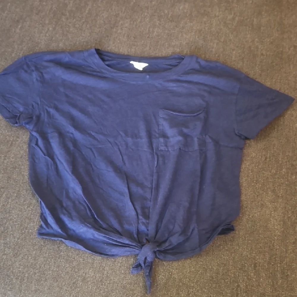 Caslon Navy Top